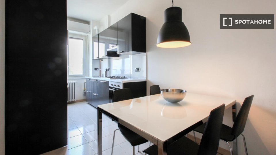 Double room Milan, 4 beds — photo 12