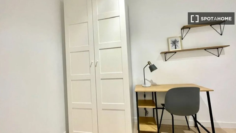 Double room Madrid, 18 beds — photo 3