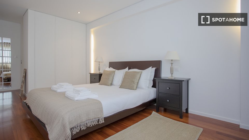 Apartment Porto, 2 beds, 110m² — photo 17