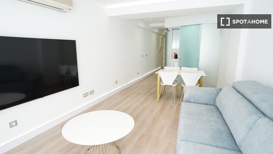 Apartment mono Madrid, 65m² — photo 2