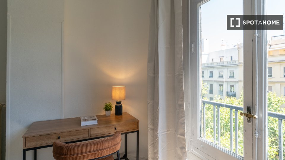 Double room Madrid, 7 beds — photo 10
