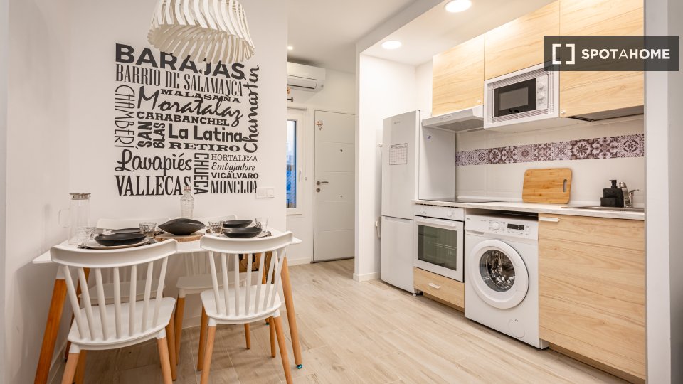 Apartment Madrid, 2 beds, 50m² — photo 9