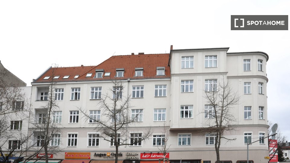 Double room Berlin, 4 beds, 105m² — photo 18