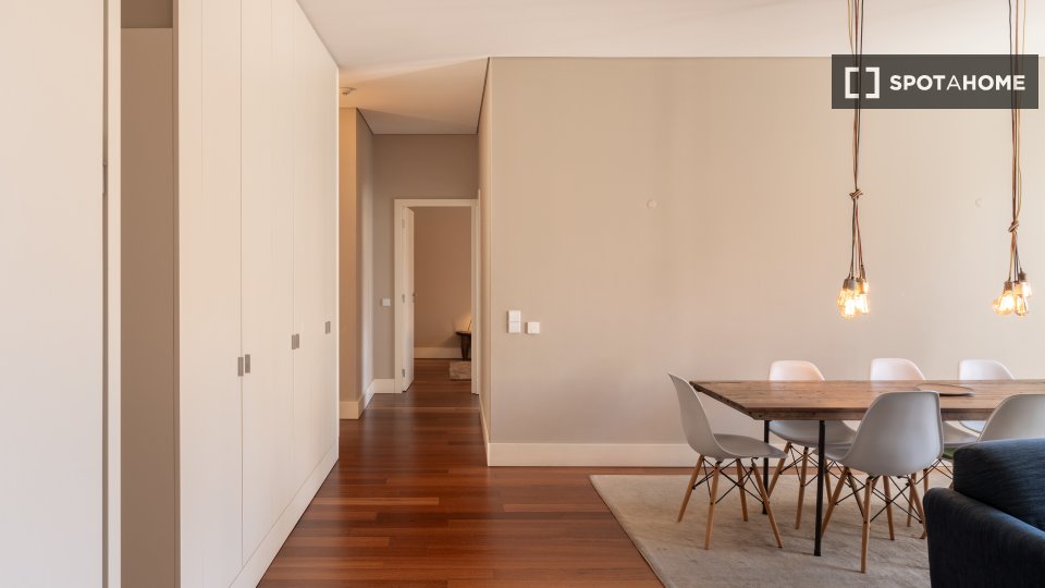 Apartment Porto, 1 bed, 105m² — photo 13