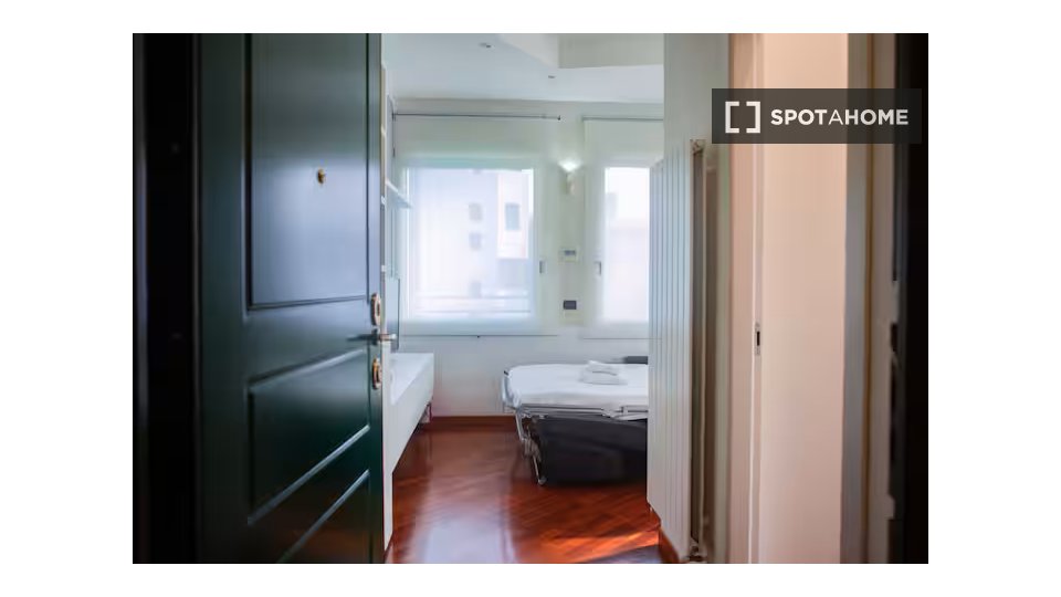 Apartment Milan, 1 bed, 53m² — photo 3