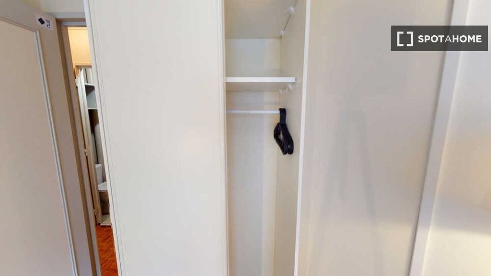 Double room Paris, 4 beds, 90m² — photo 7