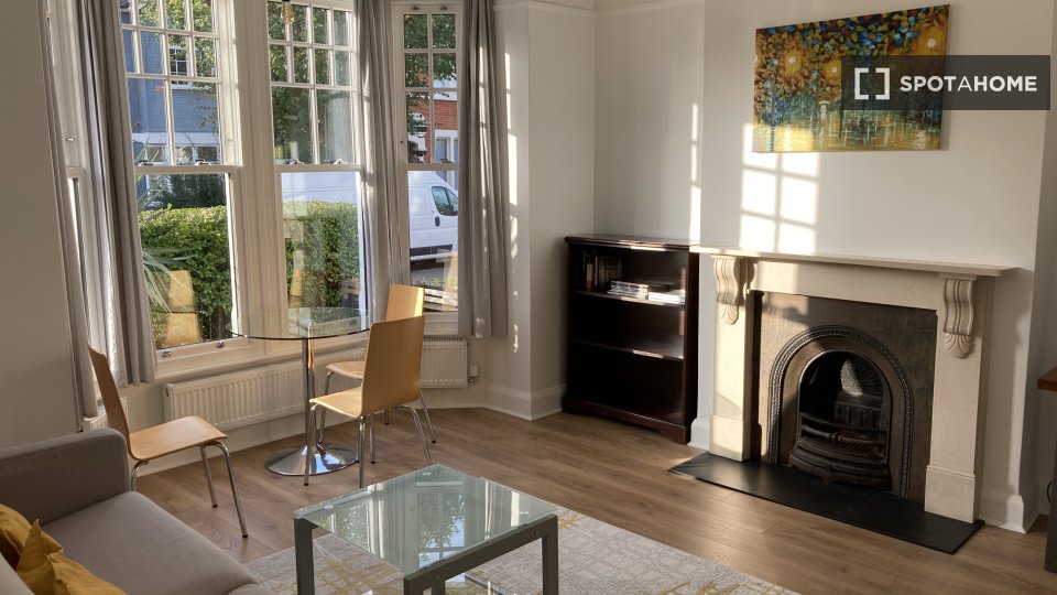 Apartment London, 1 bed — photo 19