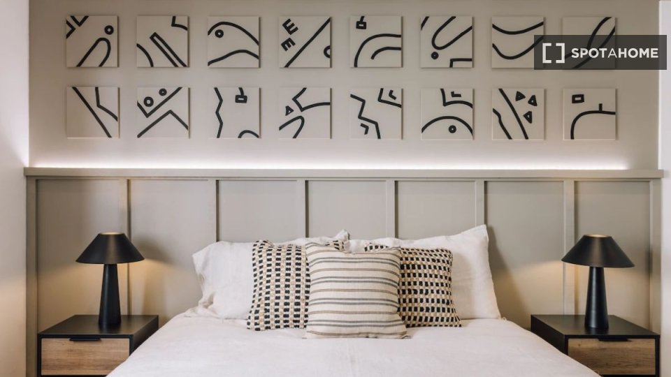 Apartment Lisbon, 2 beds — photo 17