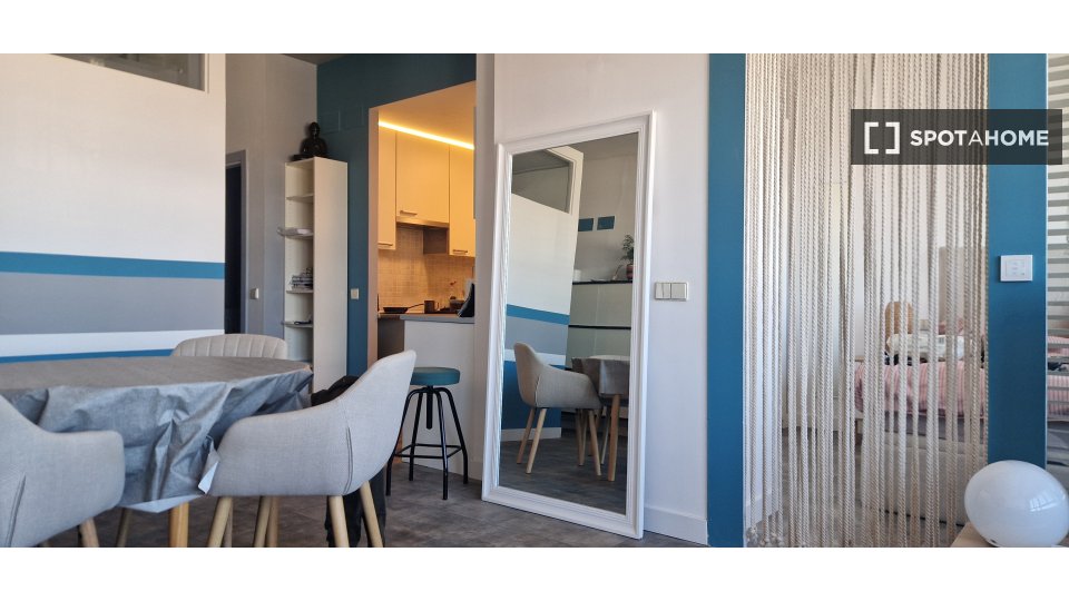 Double room Madrid, 2 beds, 75m² — photo 9