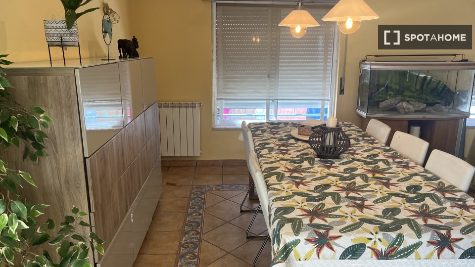 Double room Lisbon, 4 beds, 150m² — photo 11