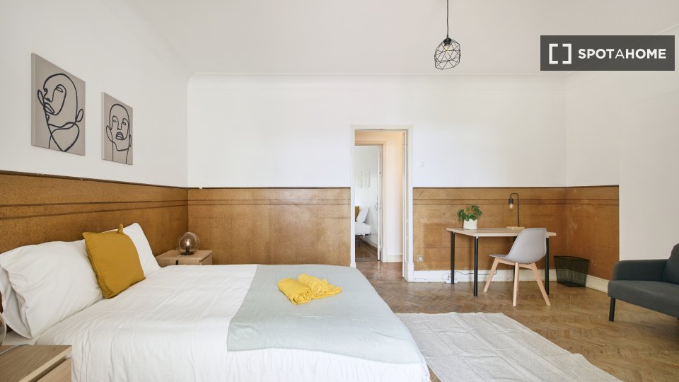 Double room Lisbon, 9 beds — photo 6