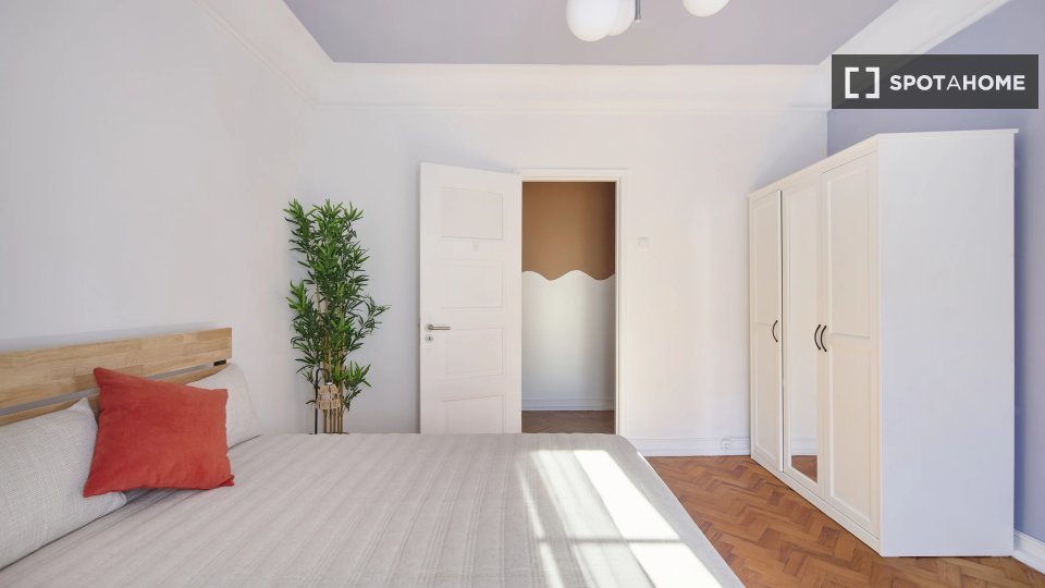 Double room Lisbon, 6 beds — photo 10