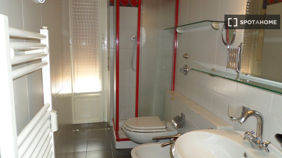Apartment Milan, 2 beds, 60m² — photo 5