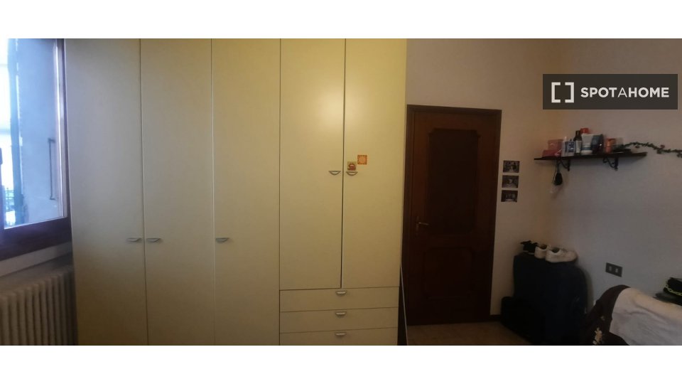 Camera doppia Bologna, 4 camere — foto 17