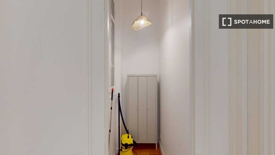 Double room Paris, 9 beds, 250m² — photo 18