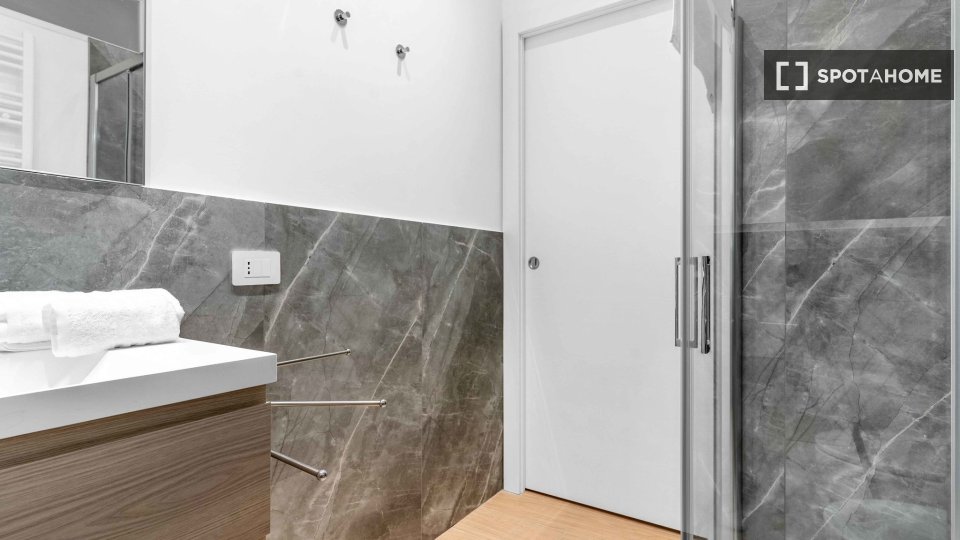 Apartamento Milán, 2 habitaciones, 80m² — foto 19
