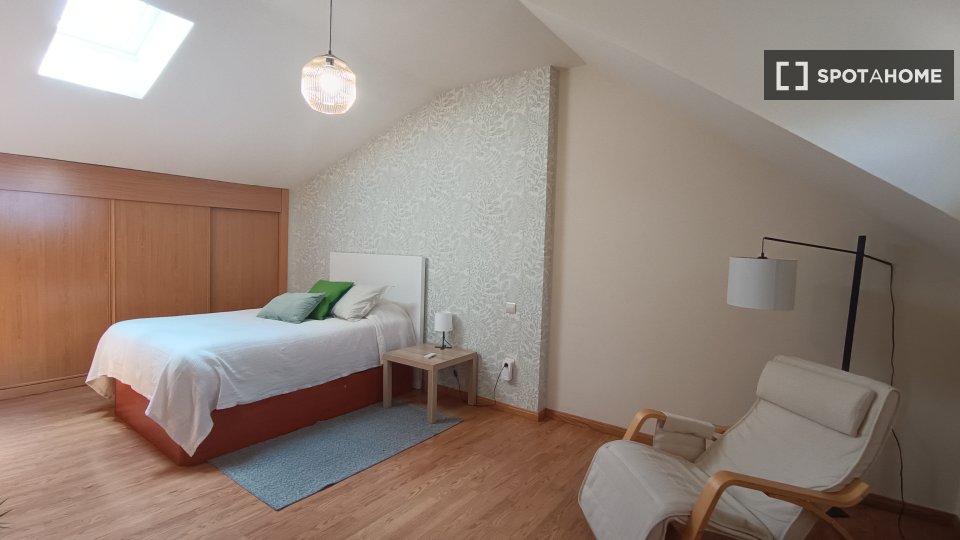 Double room Madrid, 5 beds — photo 2