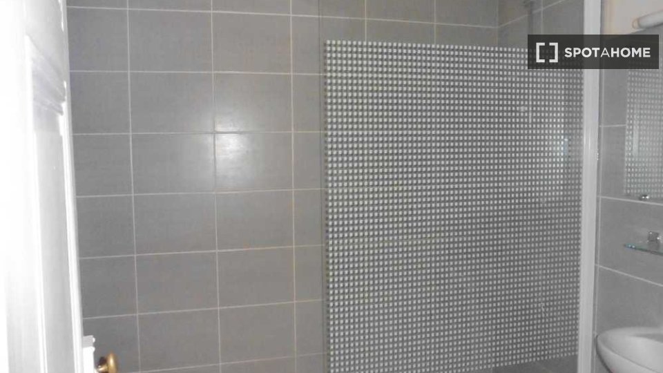 Camera doppia Lione, 4 camere, 90m² — foto 5