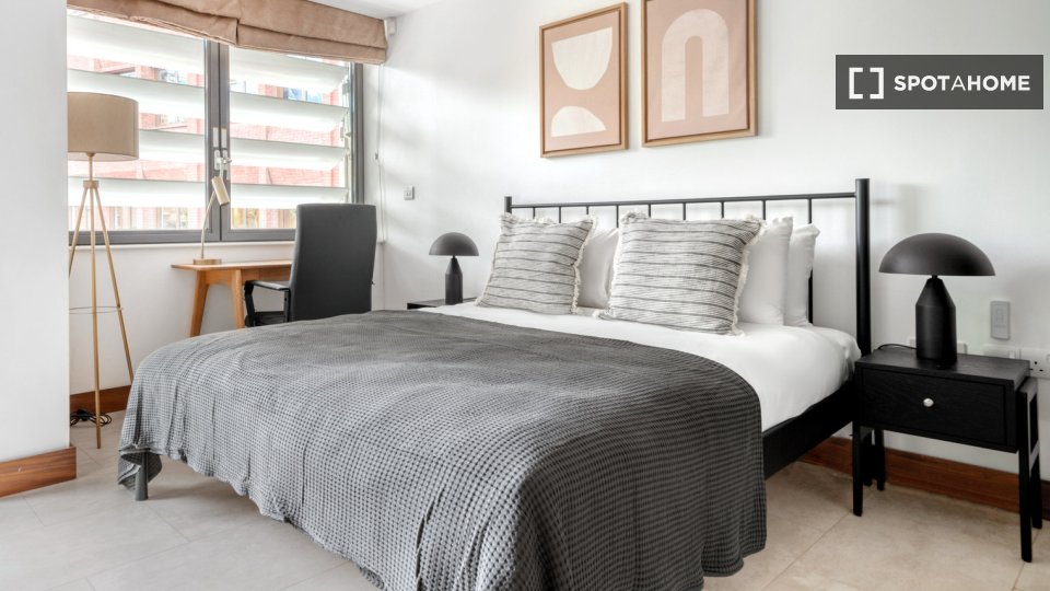 Apartment London, 2 beds, 75m² — photo 11