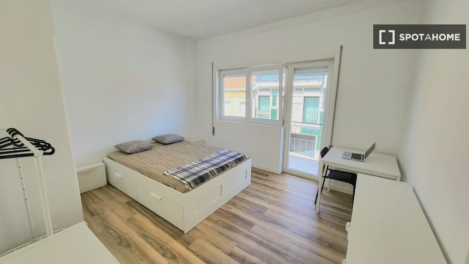 Double room Porto, 4 beds — photo 14