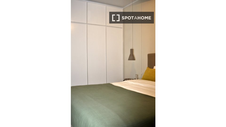 Apartment Lisbon, 2 beds, 90m² — photo 2
