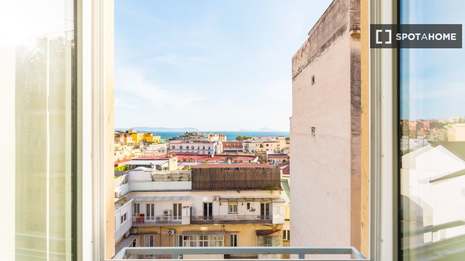 Apartment Naples, 2 beds — photo 16