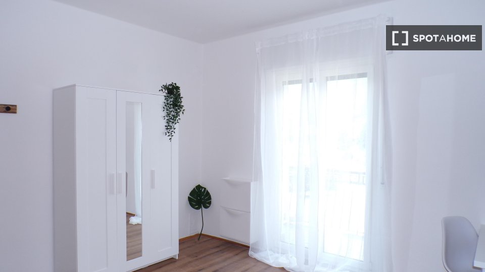 Double room Trento, 5 beds — photo 3