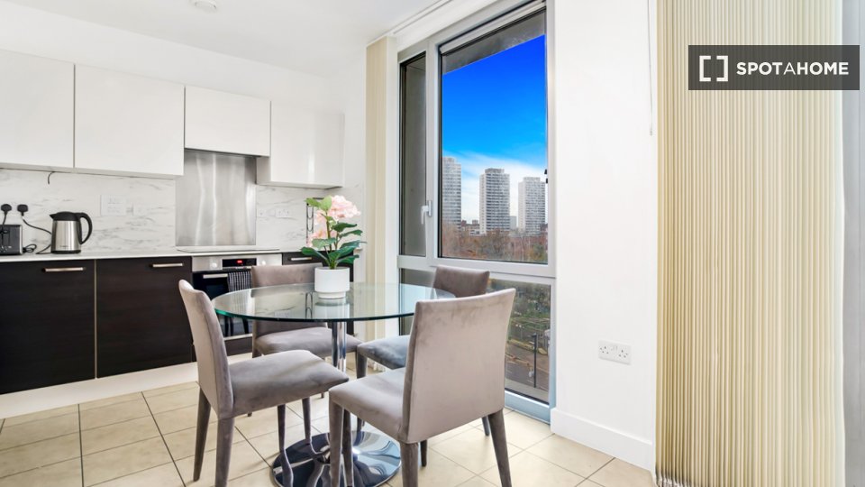 Apartment London, 2 beds, 80m² — photo 6