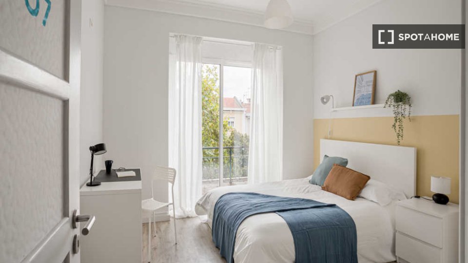 Double room Lisbon, 7 beds — photo 55