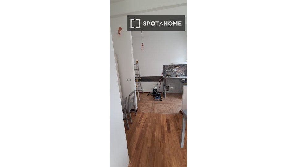 Apartment Rome, 1 bed — photo 17