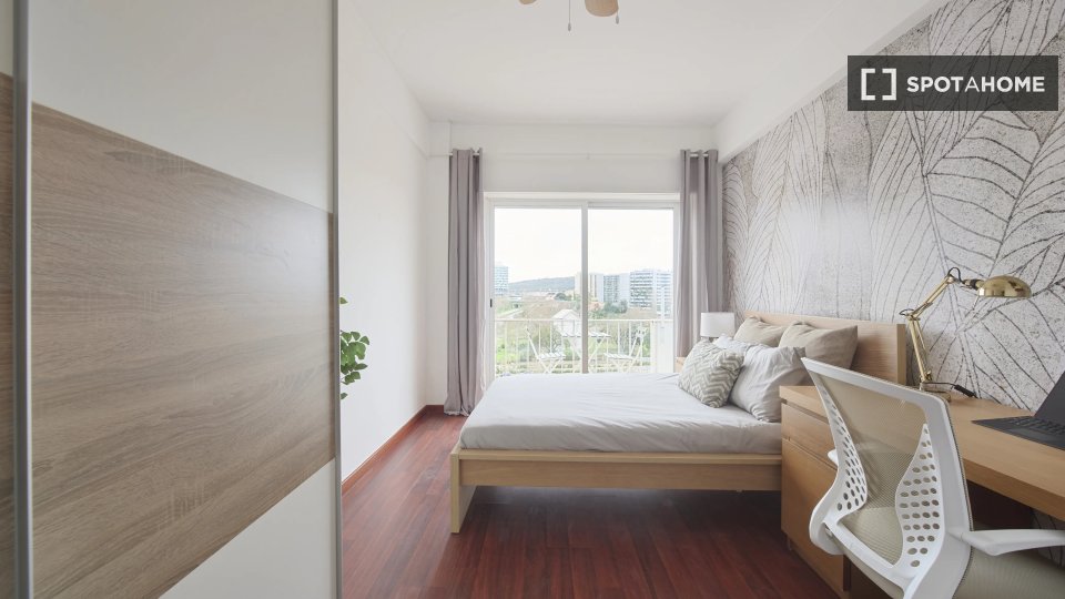 Double room Lisbon, 7 beds — photo 1