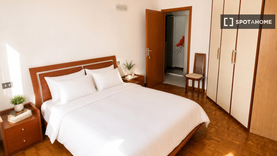 Double room Milan, 3 beds, 95m² — photo 12