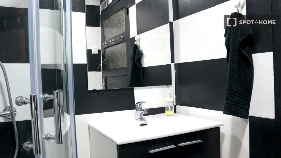 Double room Porto, 6 beds, 300m² — photo 27