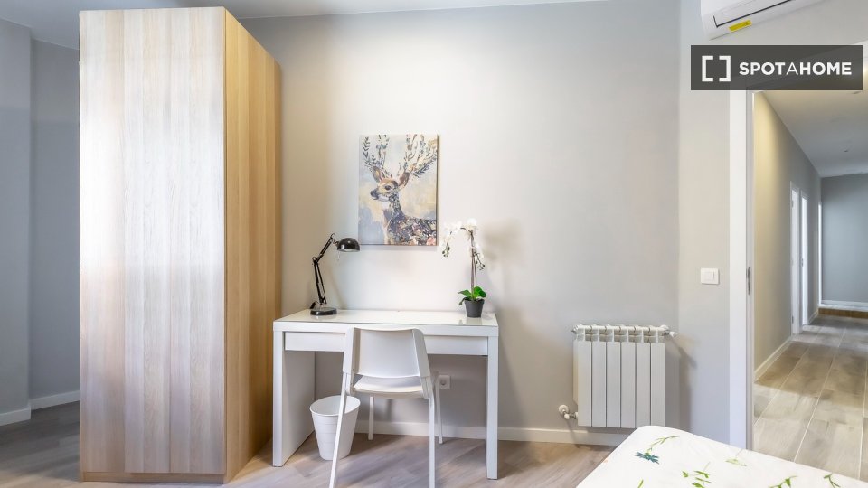 Double room Madrid, 14 beds — photo 6