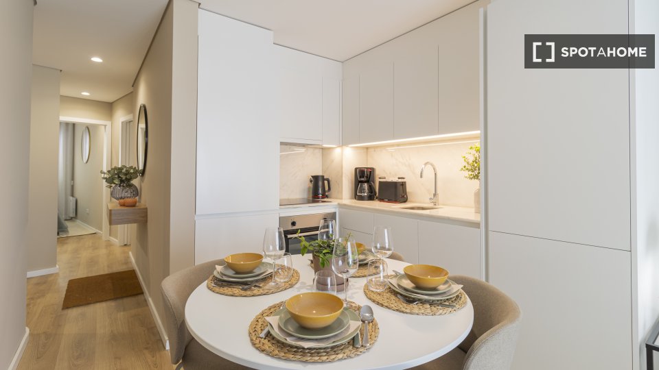Apartment Porto, 2 beds, 90m² — photo 12