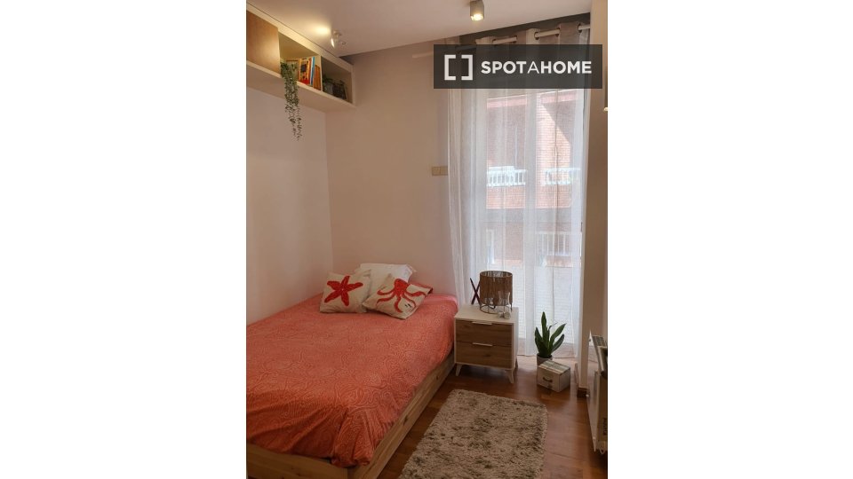 Double room Barcelona, 2 beds, 160m² — photo 4