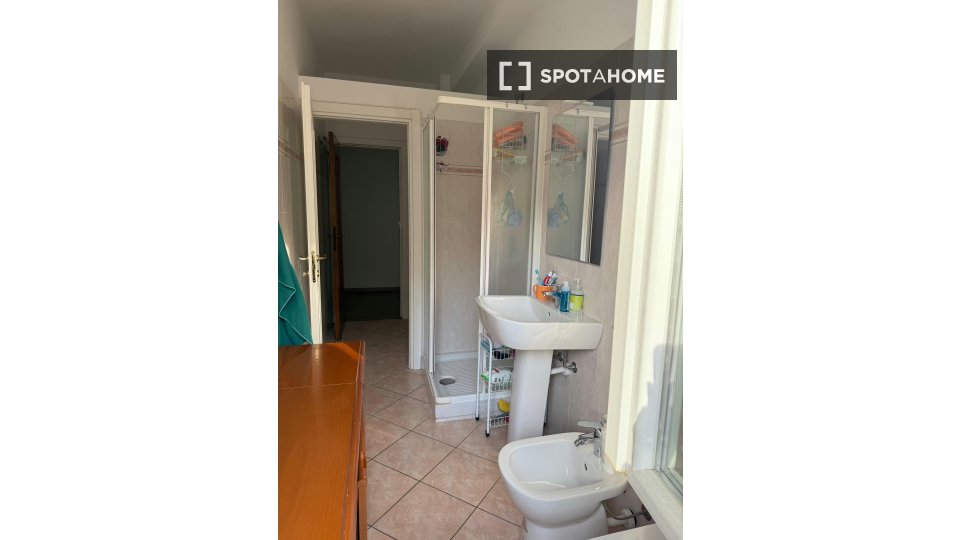 Double room Milan, 3 beds — photo 4