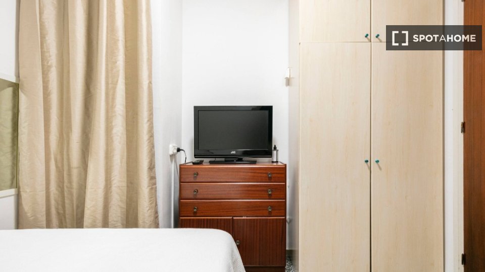 Double room Barcelona, 4 beds, 100m² — photo 1