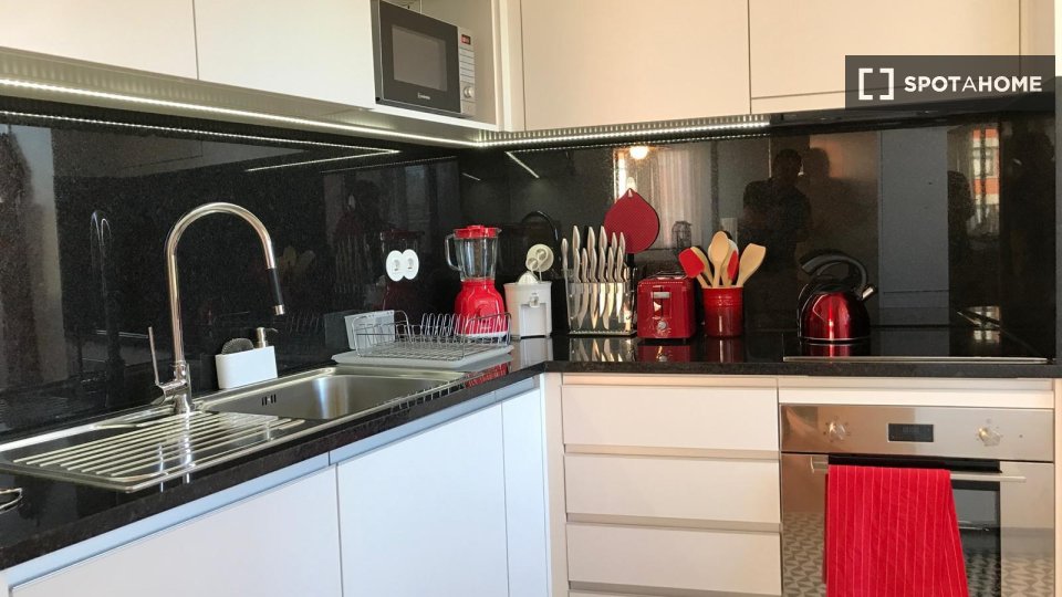 Double room Porto, 3 beds, 100m² — photo 5