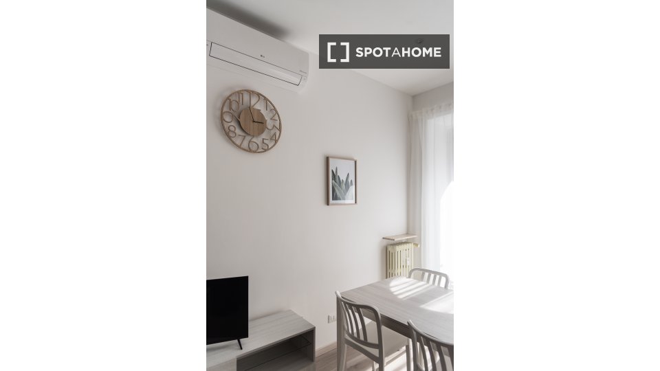Apartment Milan, 1 bed, 44m² — photo 16