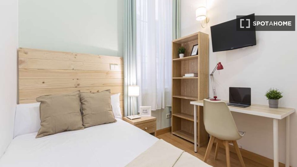 Double room Madrid, 41 beds — photo 6