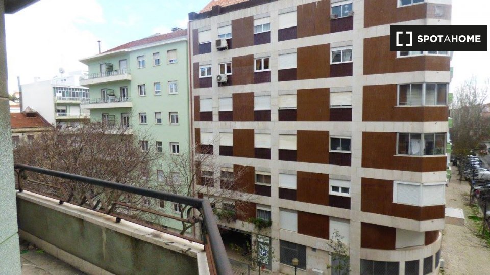 Double room Lisbon, 7 beds — photo 8