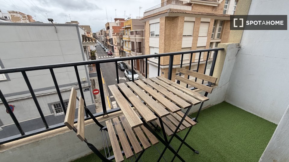Double room Valencia, 4 beds, 75m² — photo 11