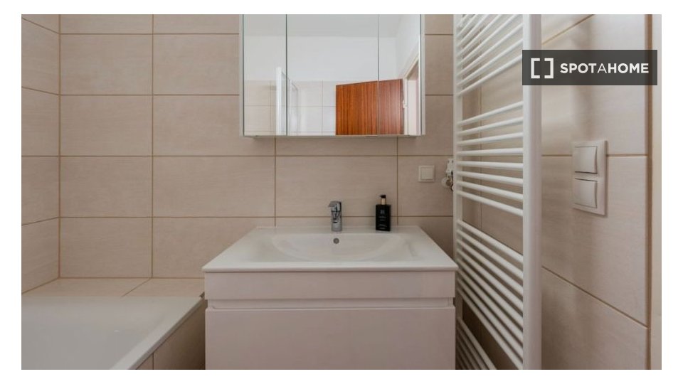 Apartment Berlin, 1 bed, 81m² — photo 13