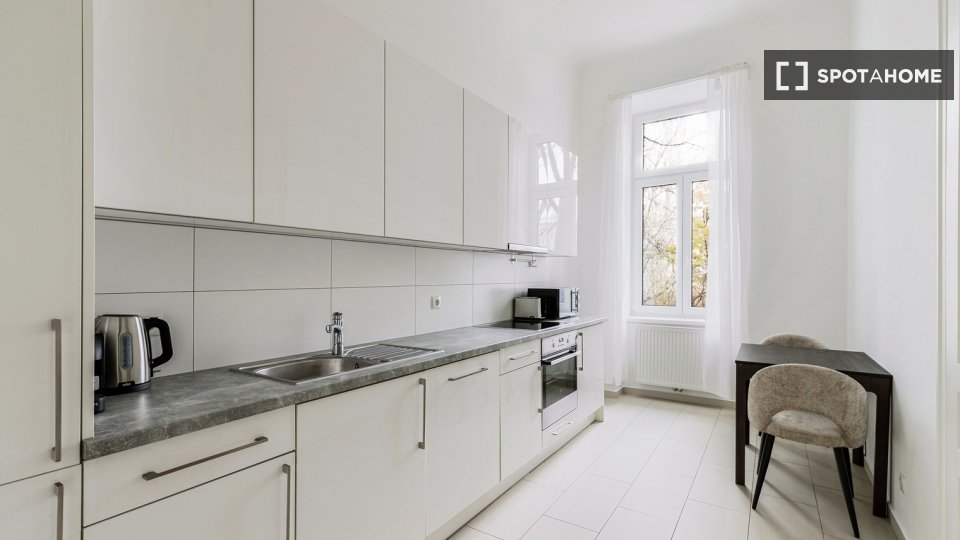Apartment Vienna, 2 beds, 91m² — photo 12
