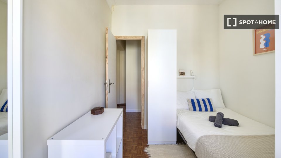 Double room Lisbon, 10 beds — photo 15