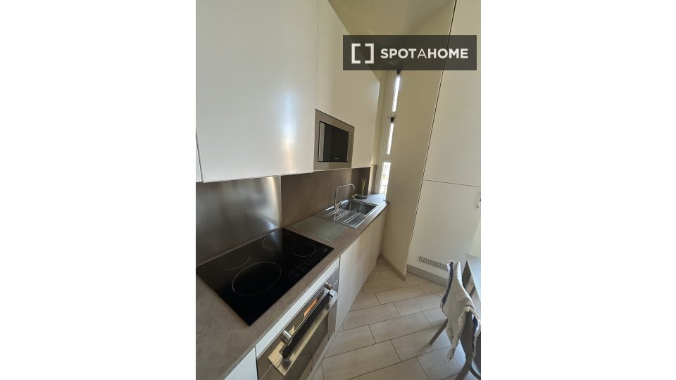 Apartment Milan, 1 bed, 55m² — photo 3