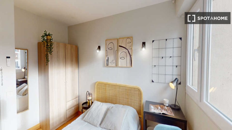 Double room Paris, 5 beds, 100m² — photo 5