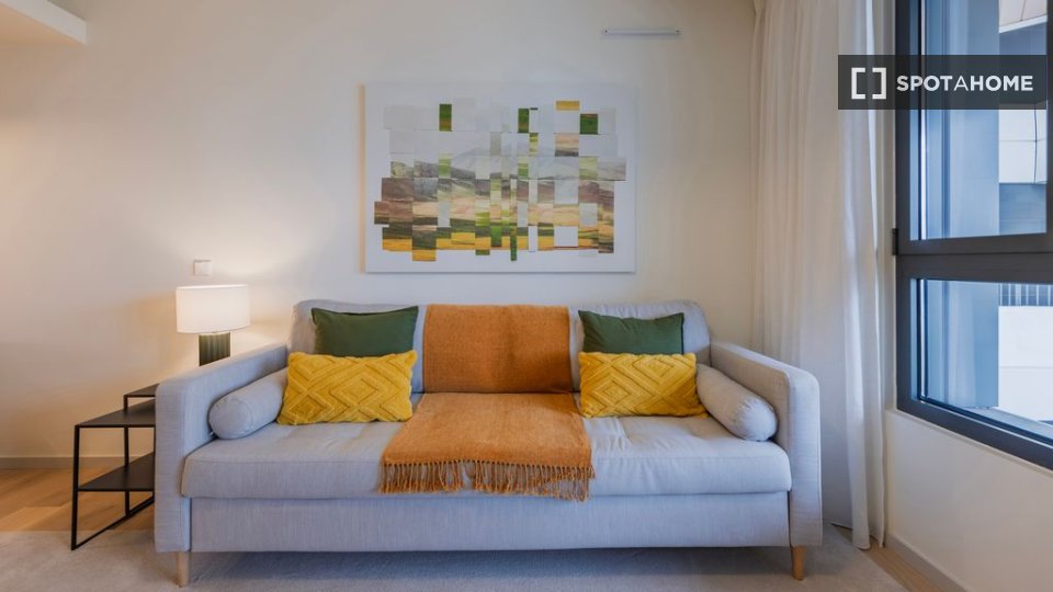 Apartment Lisbon, 3 beds — photo 15
