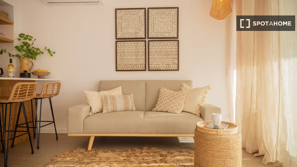 Apartment mono Lisbon — photo 12